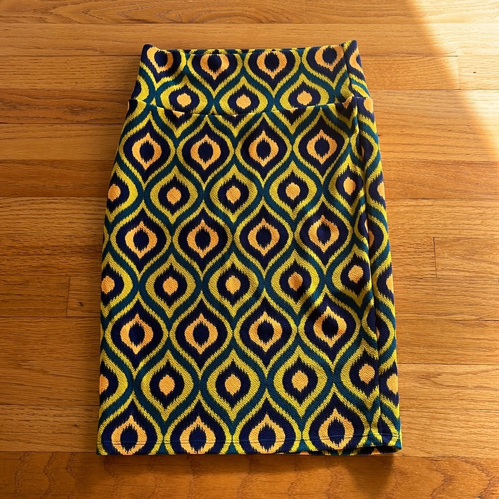 Lularoe patterned skirt